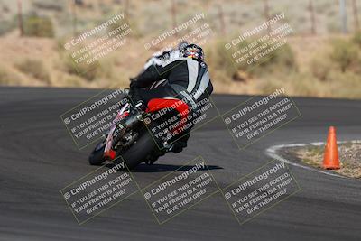 media/Apr-19-2025-AHRMA (Sat) [[3d98ca3309]]/Race/Group 8/Turn 4/